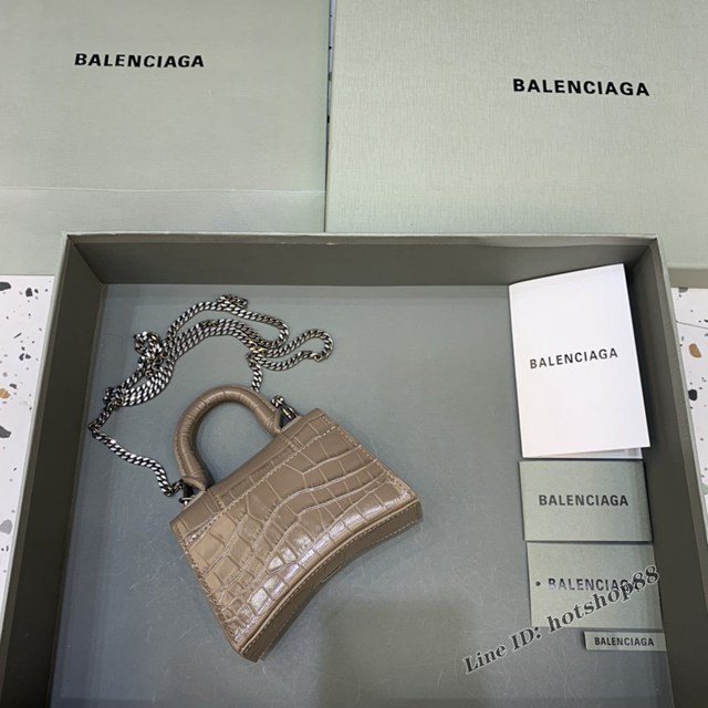 Balenciaga專櫃爆款手提女包 巴黎世家鱷魚紋牛皮奶茶色mini Hourglass沙漏包 fyj1008